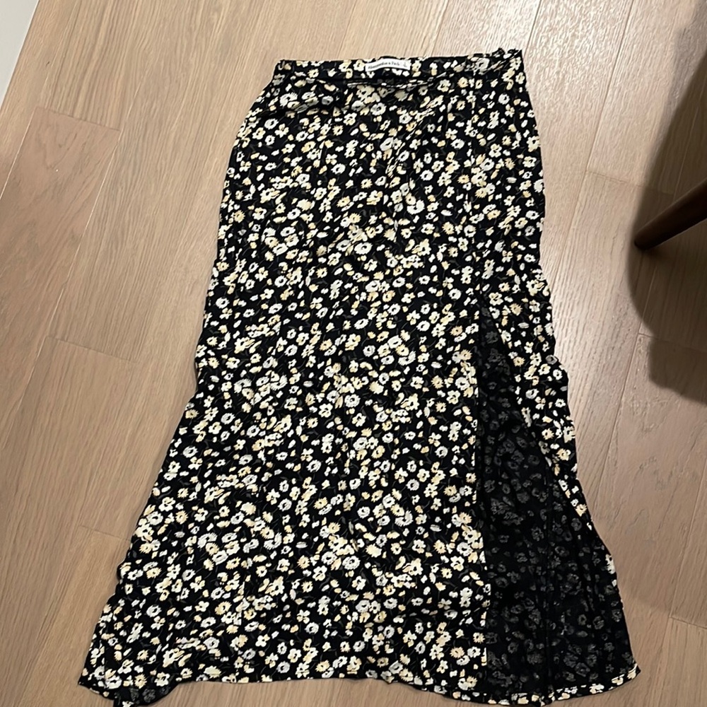 Abercrombie & Fitch midi skirt, size small